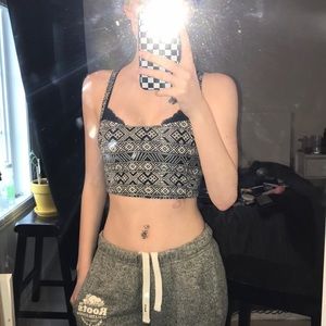 Garage cropped top👾